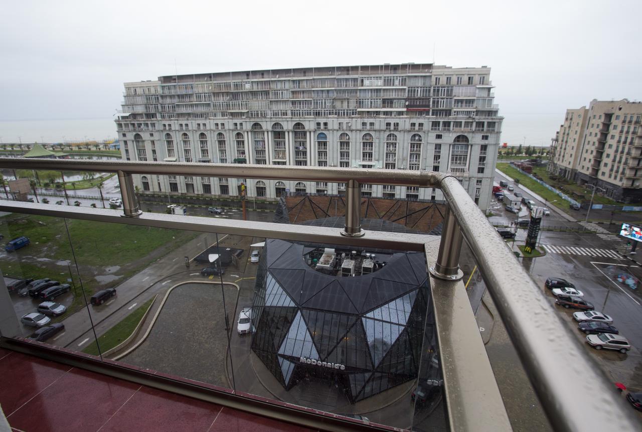 5 Rooms Batumi Exteriör bild